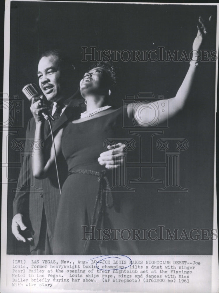 1963 Joe Louis and Pearl Bailey perform.-Historic Images