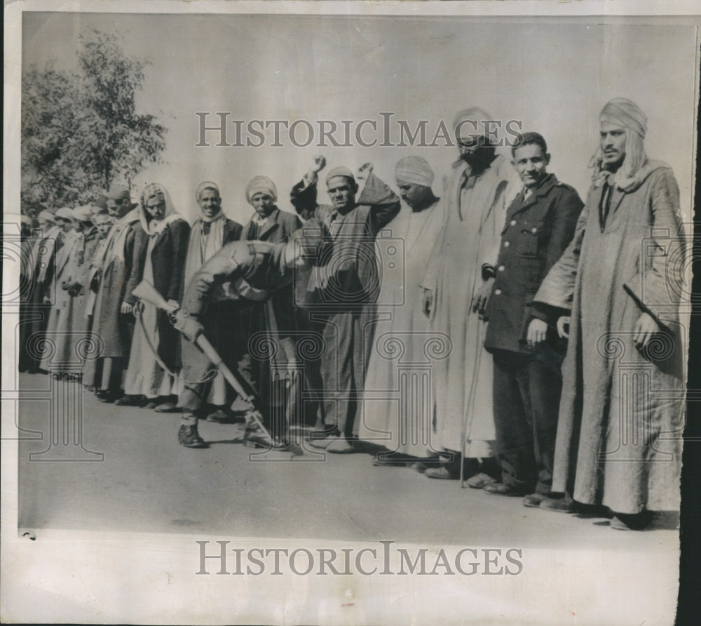 1952 Egyptians at Ismalia-Cairo Road near Tel el Kebir-Historic Images