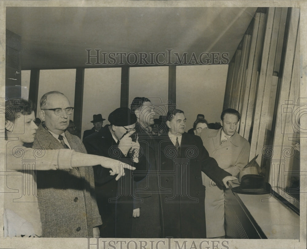 1956 Press Photo Mrs. Casimira Borowski, William Witwicki, Wladyslaw Podwapinski - Historic Images