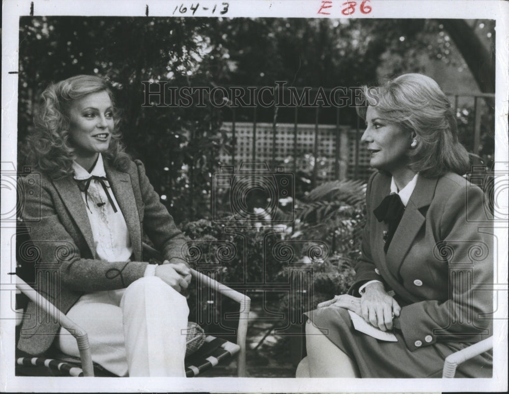 1980 Press Photo  Cheryl Ladd Barbara Walters - Historic Images