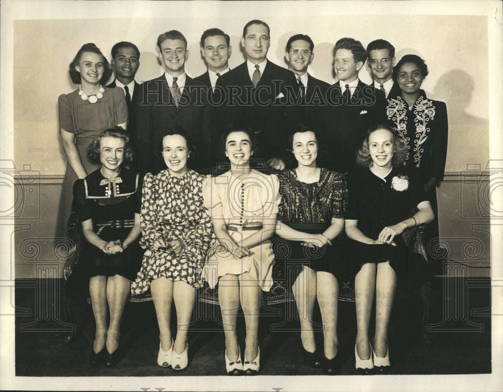 1948 College Grads winners of the Walter Mack Job Awards-Historic Images