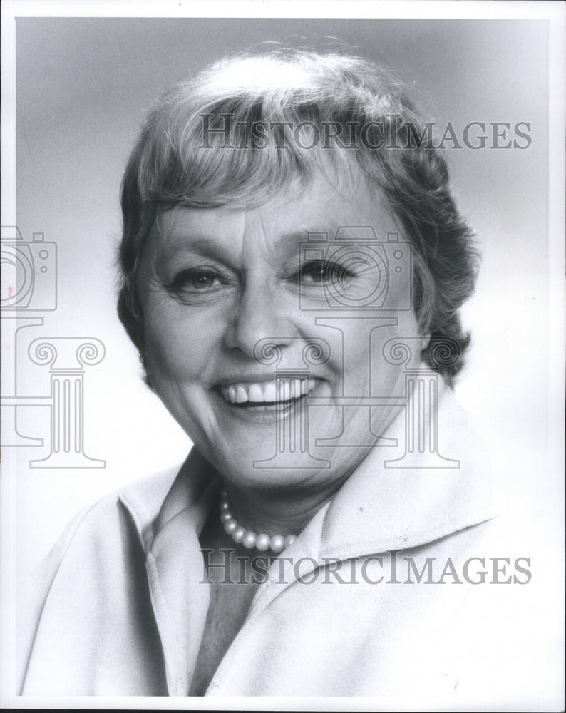 1977 Press Photo Comedienne Pat Carroll, head shot. - Historic Images