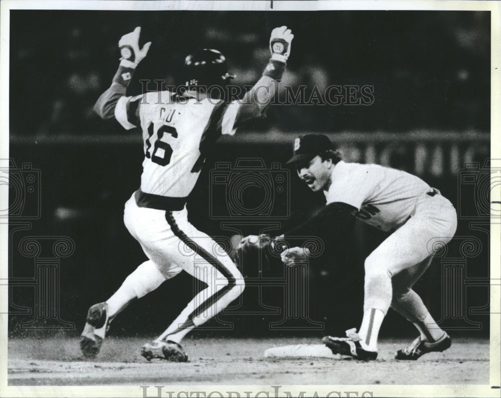 1984 Press Photo Remy Gets Cruz Out - Historic Images