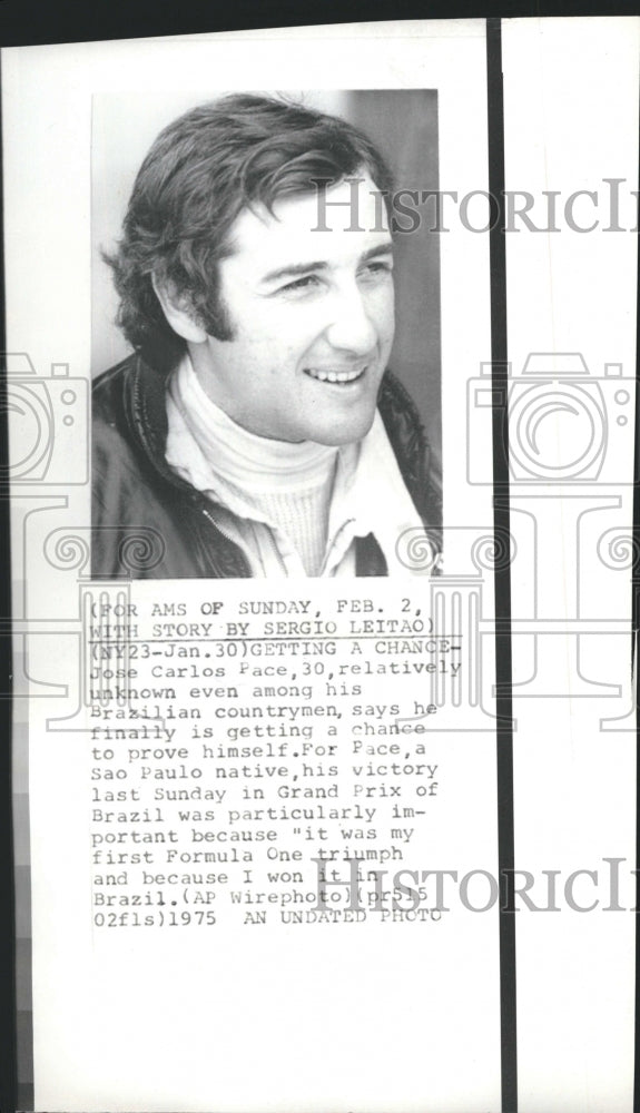 1975 Press Photo Formula 1 Car Racer Jose Carlos Pace - Historic Images