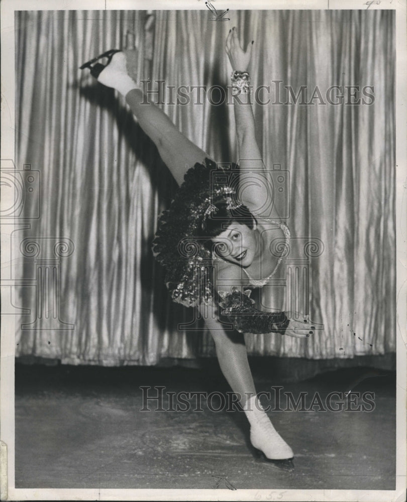 1967 Press Photo Cathy Machado, stars in the the Ice Capades. - Historic Images