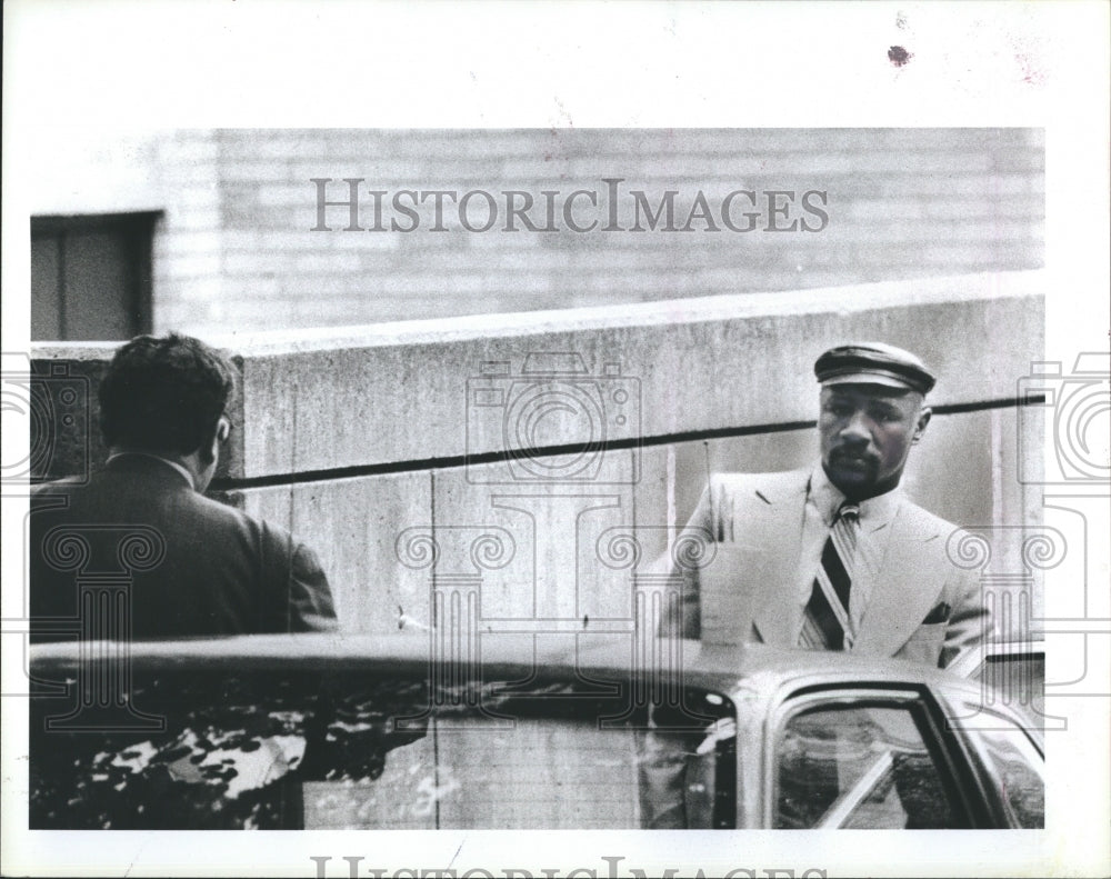 1987 Press Photo Marvin Hagler Court - Historic Images