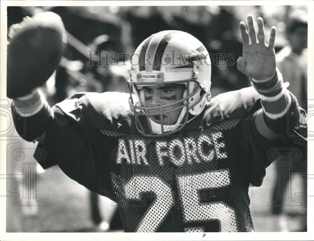 Press Photo Air Force Trler Barth Makes Touchdown - Historic Images