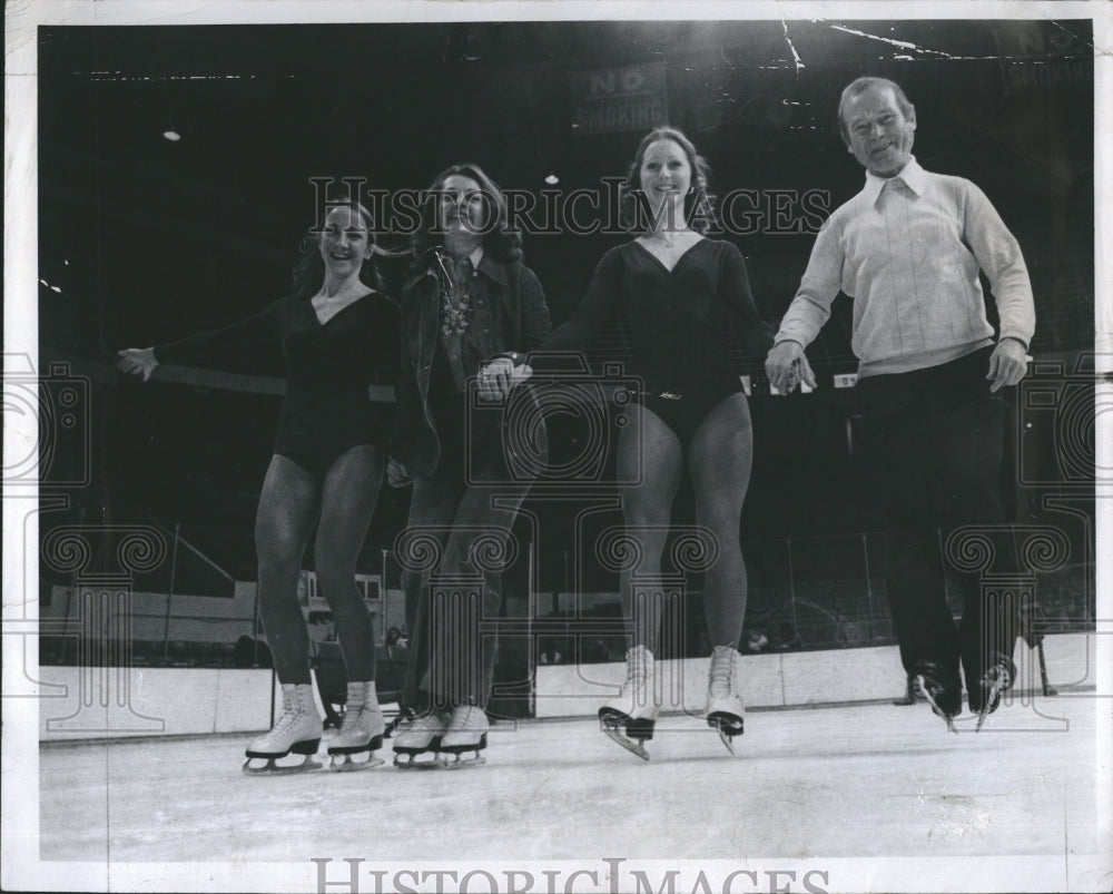 1975 Press Photo Jane Broadburst, Jean Sona, Beth Leinberry and Freddie Trenkler - Historic Images