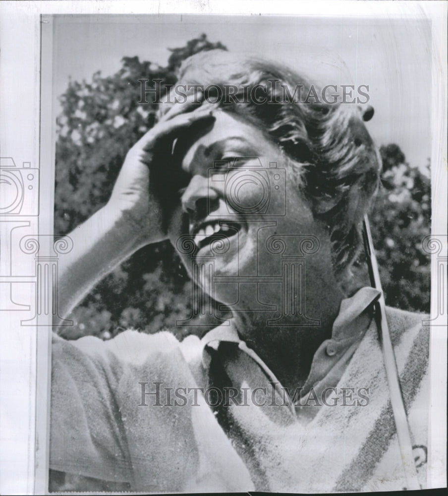 1962 Barbara Romack shows her feelings when she misses a short-putt ...