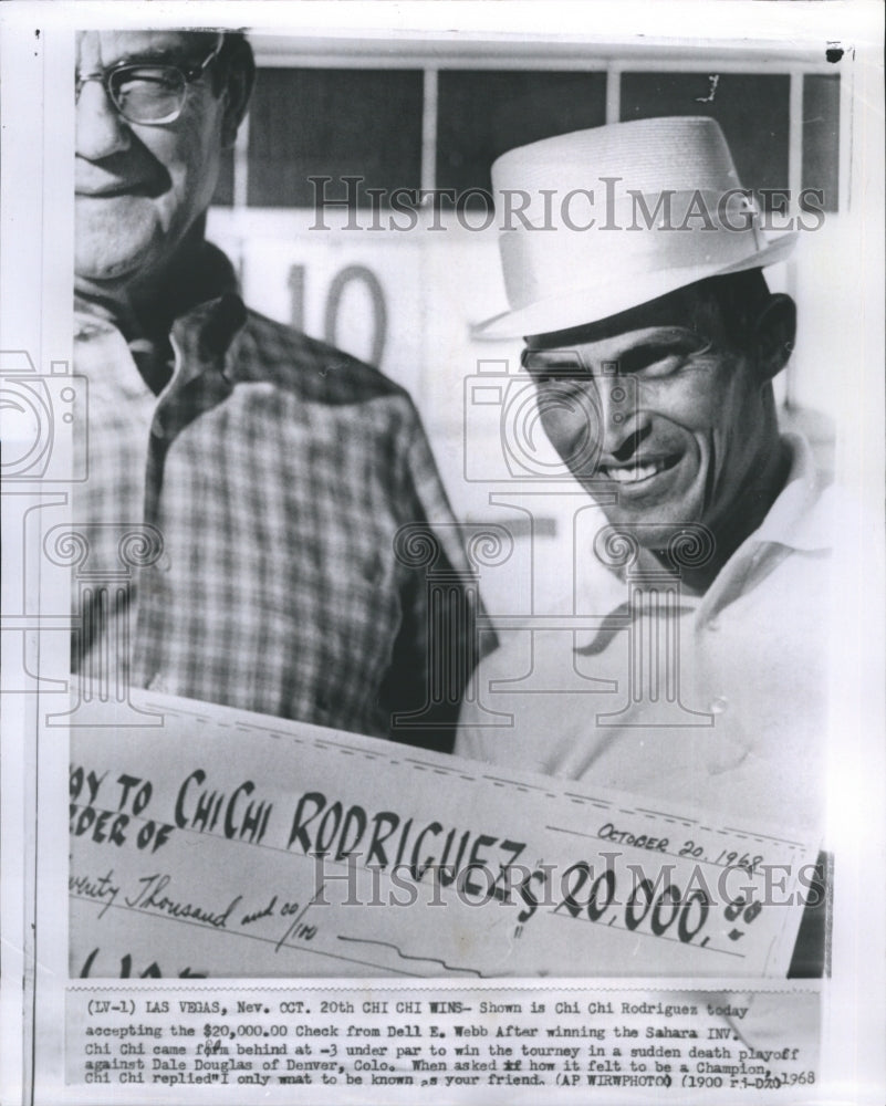 1968 Press Photo Chi Chi Rodriguez Golfer Sahara Invitational Winner - Historic Images