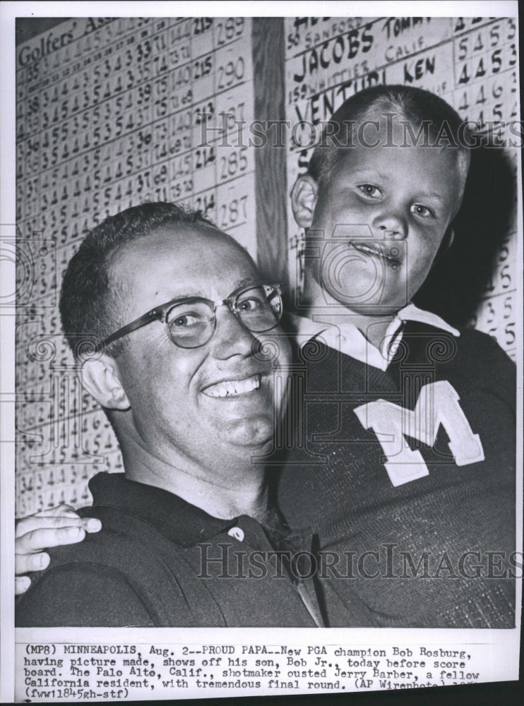 1959 Press Photo Professional Golfer Bobby Rosburg with son, after winning PGA. - Historic Images