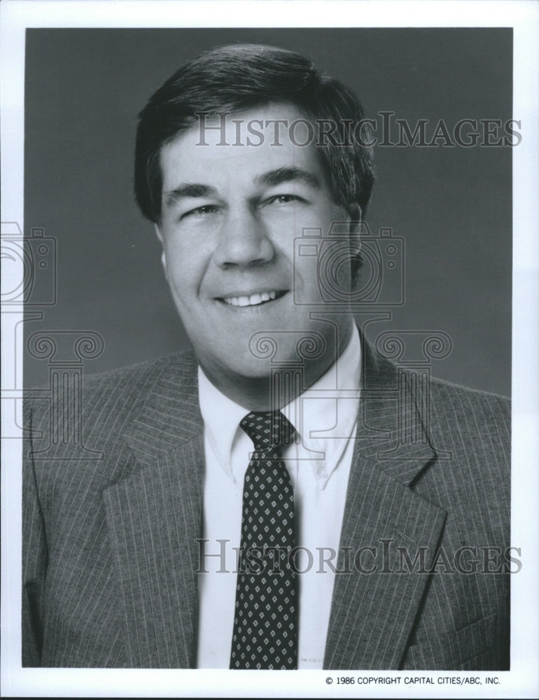 1986 Press Photo Dennis Swanson ABC Sports President - Historic Images