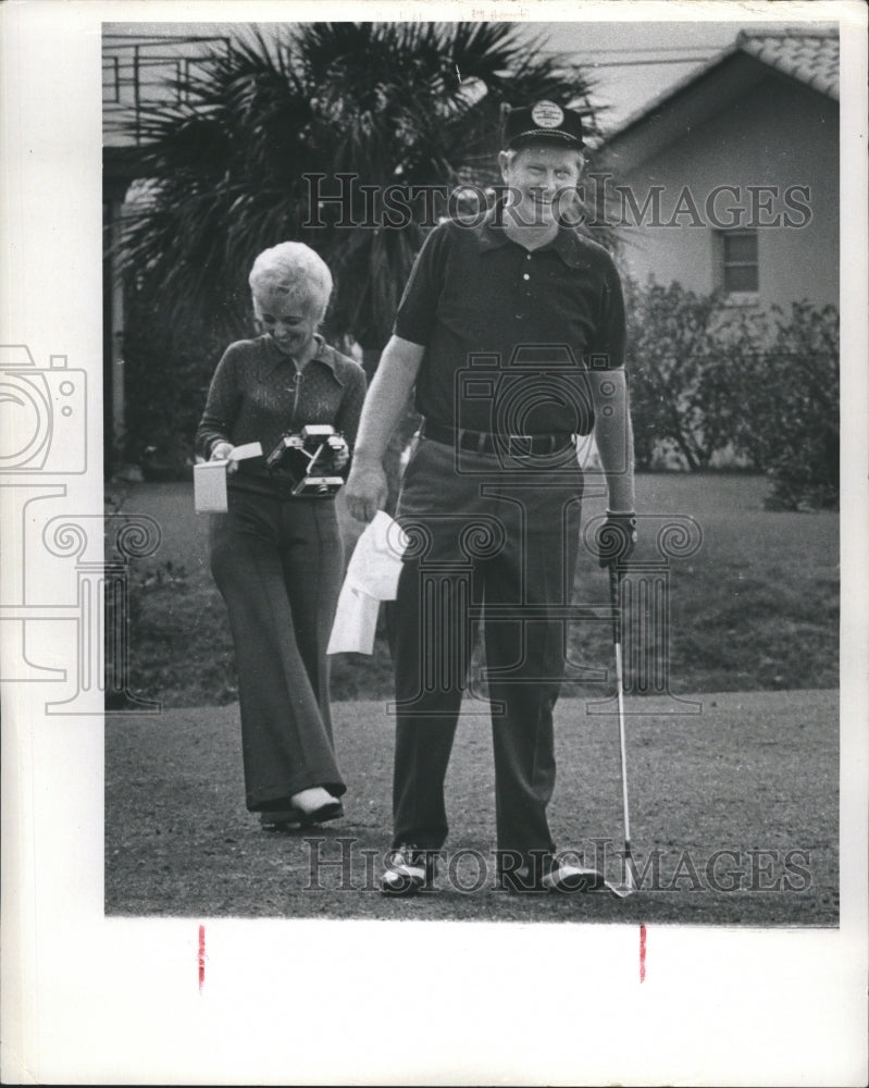 1972 Press Photo Red Schoendienst Golfer - Historic Images