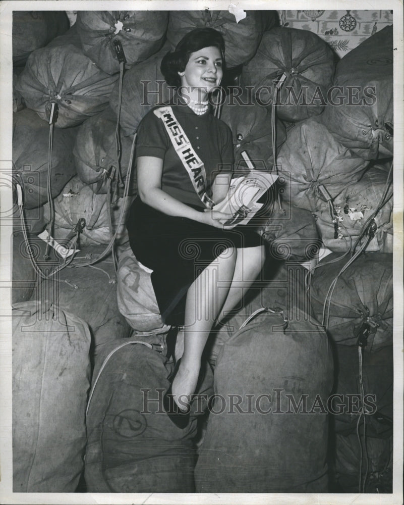 1958 Press Photo Toni Williams, Model and &quot;Miss Heart Fund of 1958&quot; - Historic Images