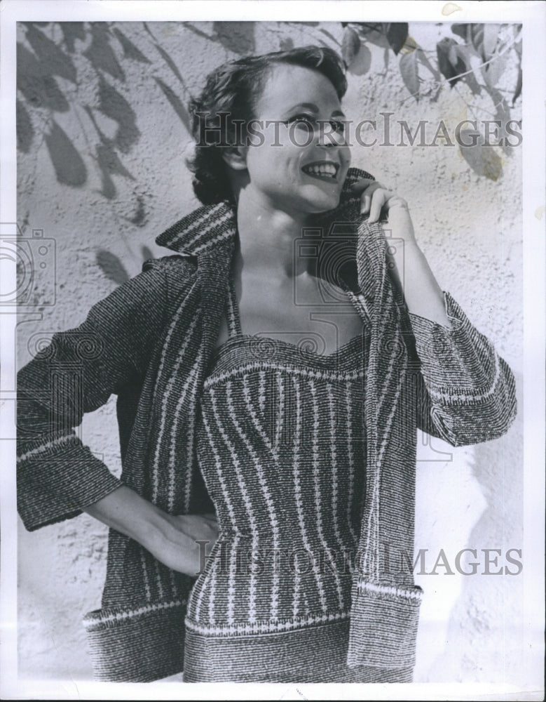 1960 Press Photo Kathy Darlyn Smith in "This is Cinerama" - RSH34317 - Historic Images