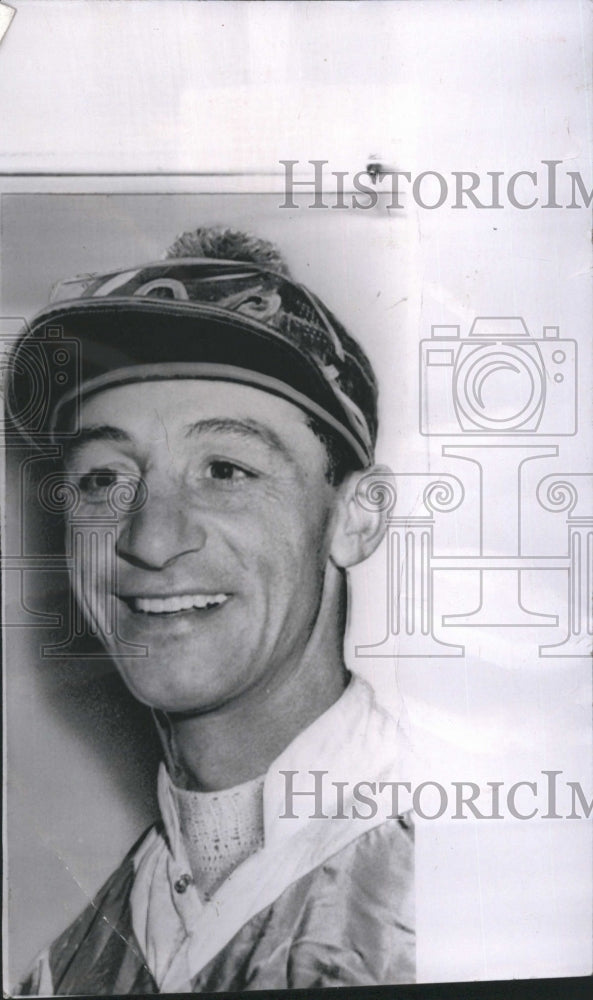 1956 Press Photo Jocky Eddie Arcaro Competes in Chicago - Historic Images