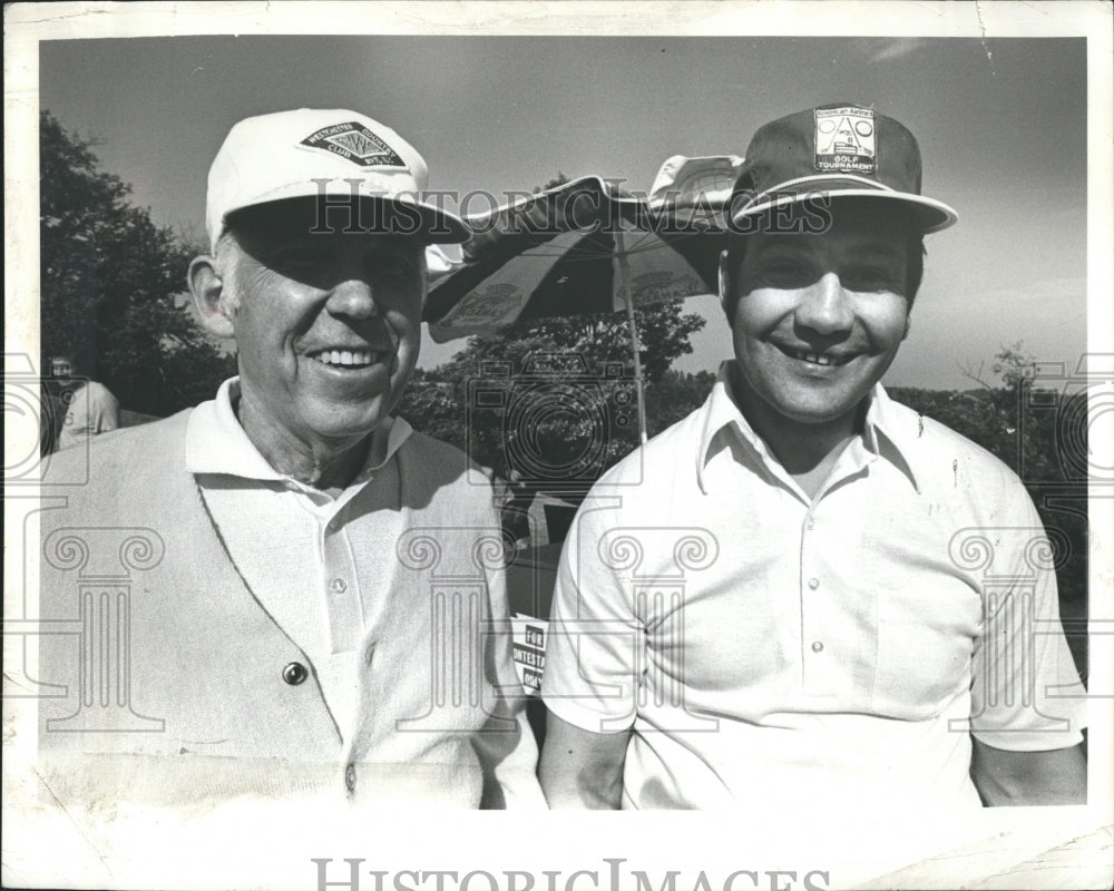 1971 Press Photo John Bucyk Golf Tournament - Historic Images