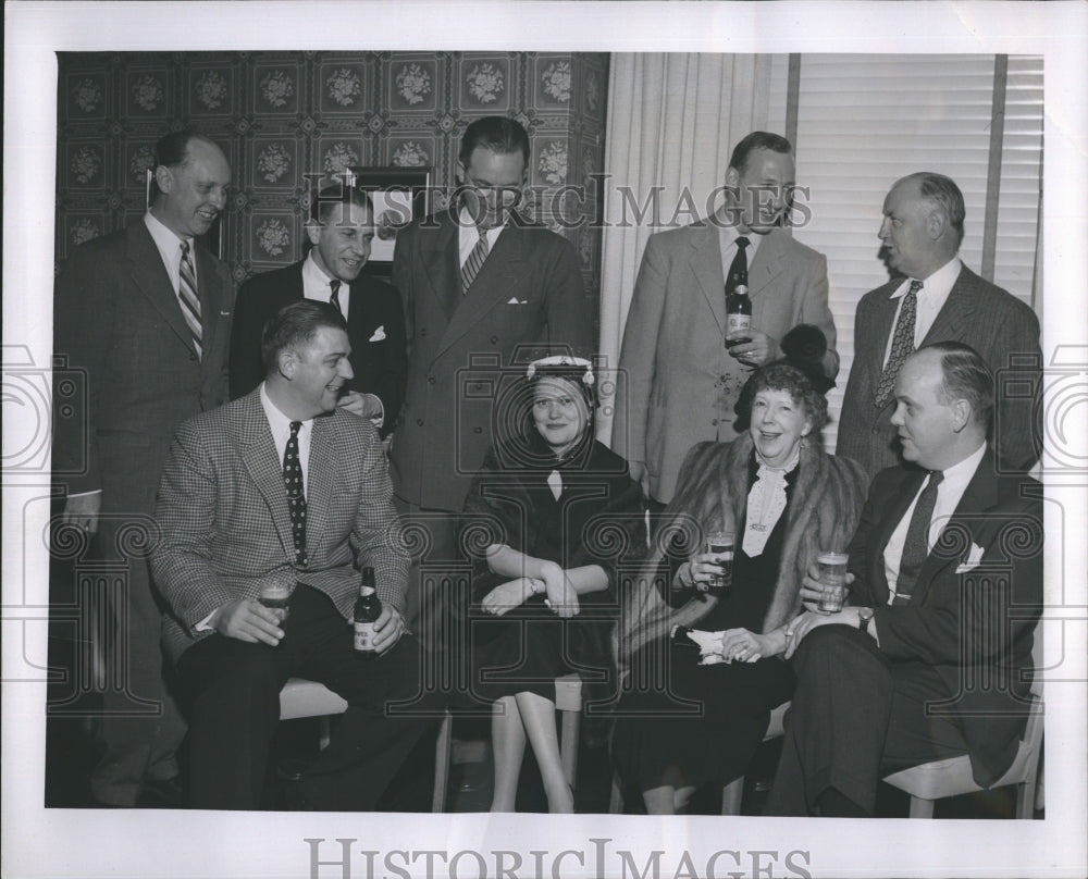 1953 Press Photo Advertising Officials Meet - Historic Images