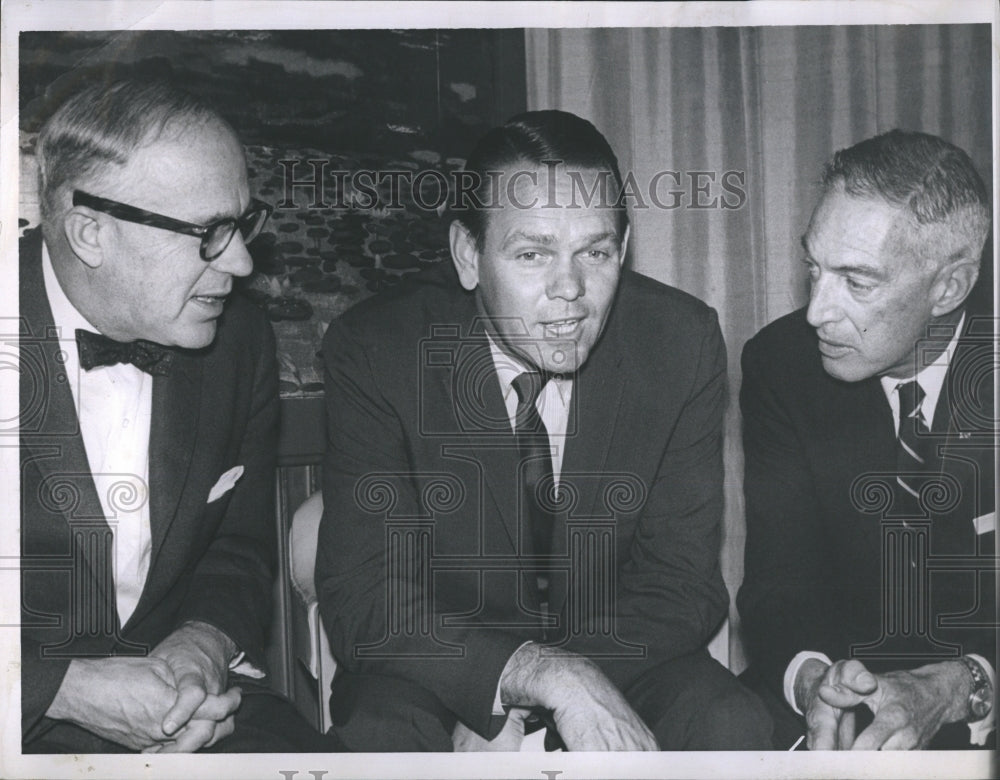 1964 Press Photo Jack Kramer Tennis Player - Historic Images