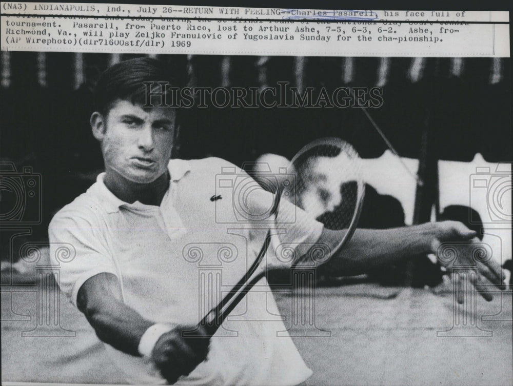 1969 Press Photo Charles Pasarell tennis tournament - Historic Images