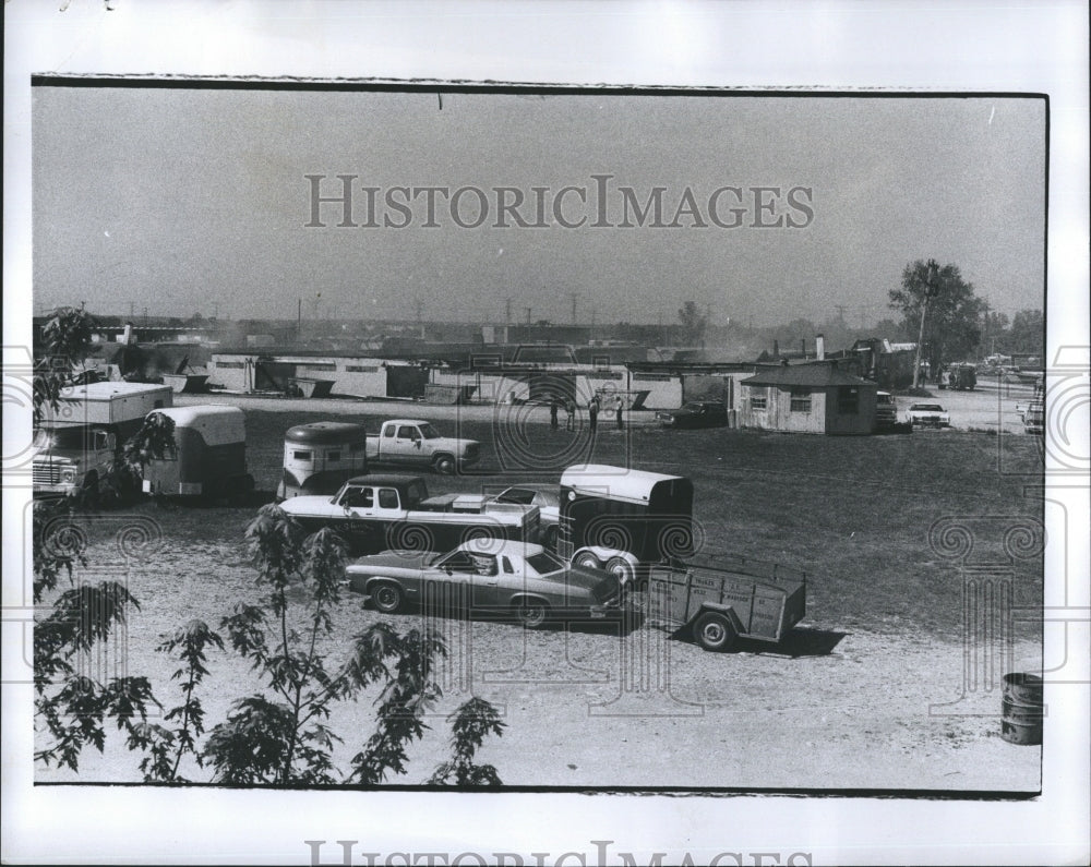 1976 Press Photo scene after barn fire 33 race horses died - RSH35587 - Historic Images