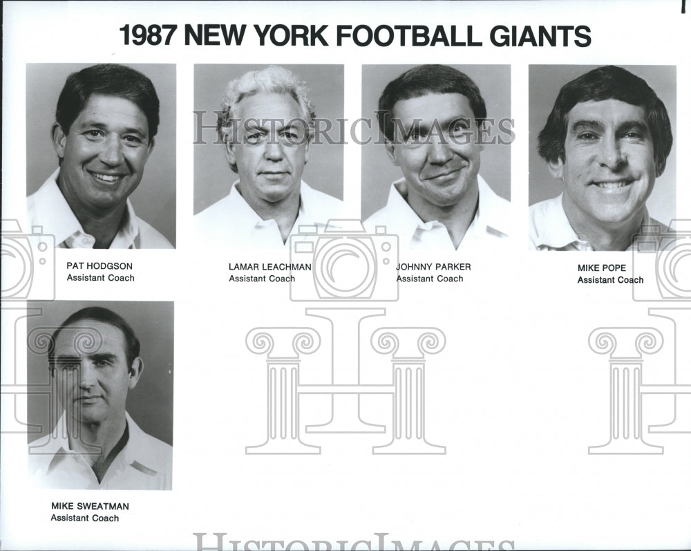 1987 Press Photo New York Football Giants assistant coach Hodgson Leachman - Historic Images