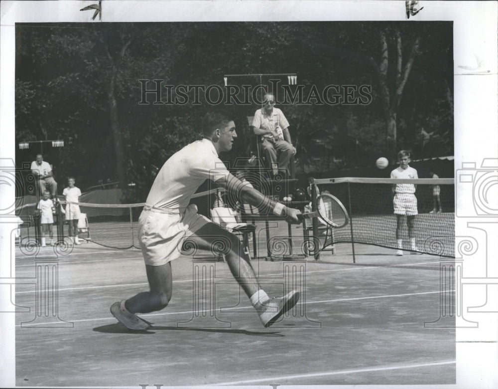 1960 Press Photo Barry Mckay (Tennis) - RSH35657 - Historic Images