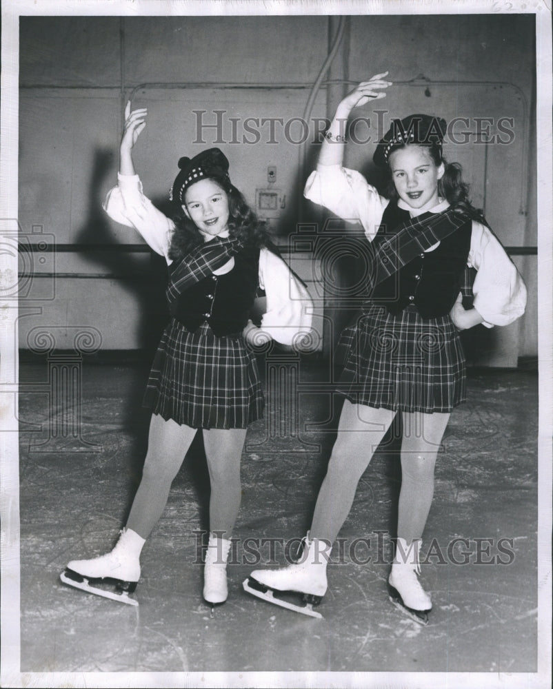 1958 Press Photo Lyda and Gayle Solar Silver Skaters. - RSH35859 - Historic Images