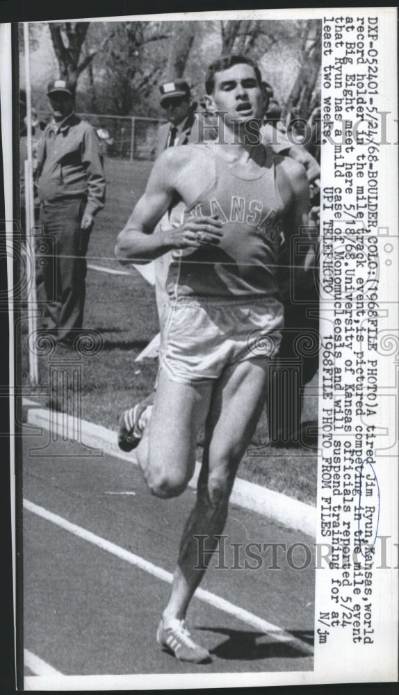 1968 Press Photo Jim Ryun Competin Mile Event At Big Eight Meet - Historic Images