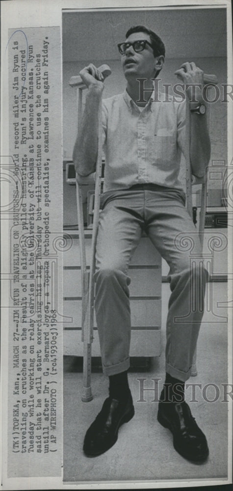 1968 Press Photo Jim Ryun World Record in Mile Pulled Hamstring - Historic Images