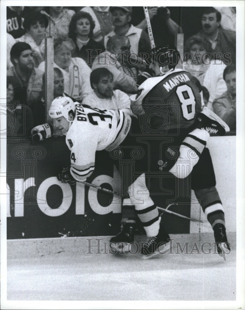 1989 Press Photo Bruins Vs Flyers - RSH36105 - Historic Images