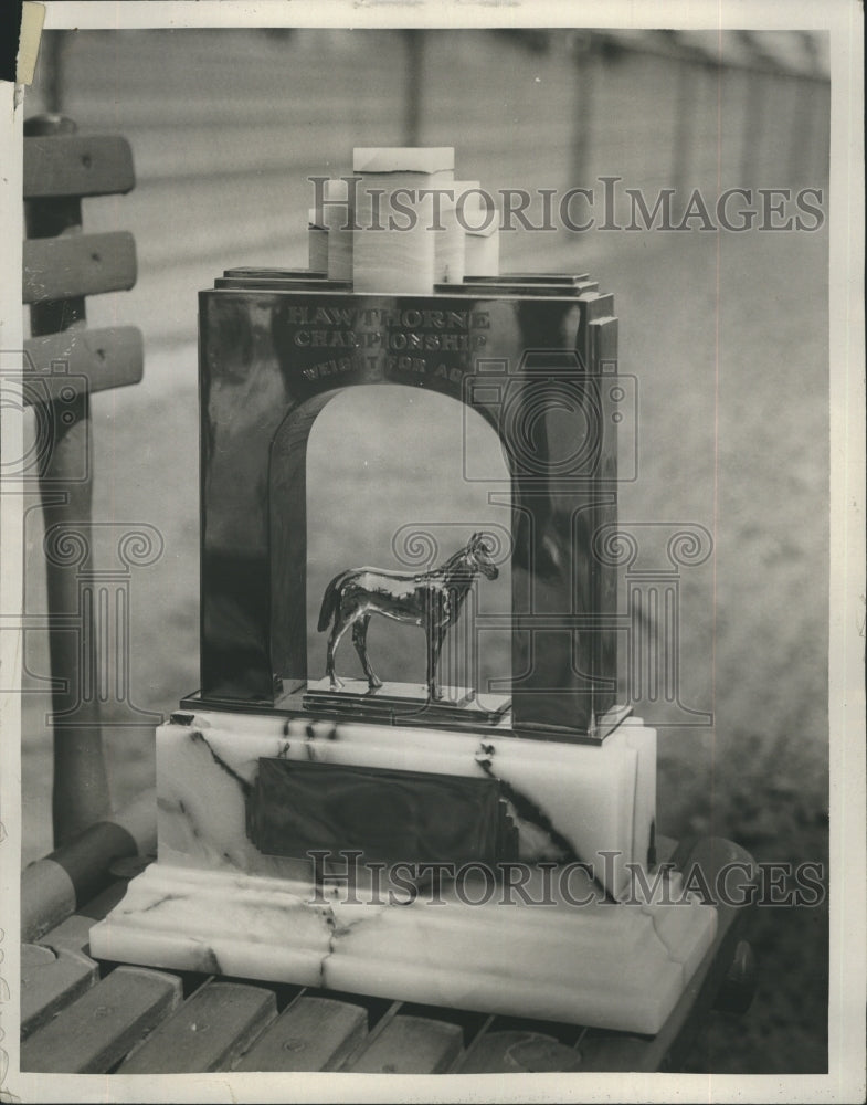 Press Photo Hawthorne Championship Trophy - Historic Images