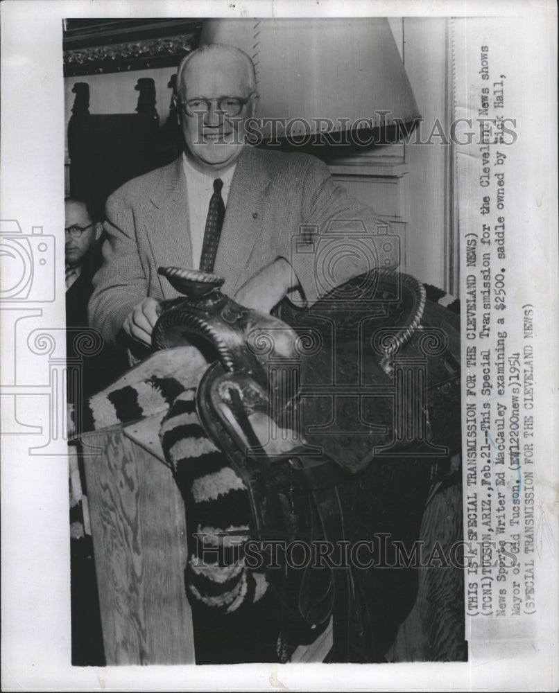 1954 Press Photo Ed McCauley Sportswriter - RSH37075 - Historic Images