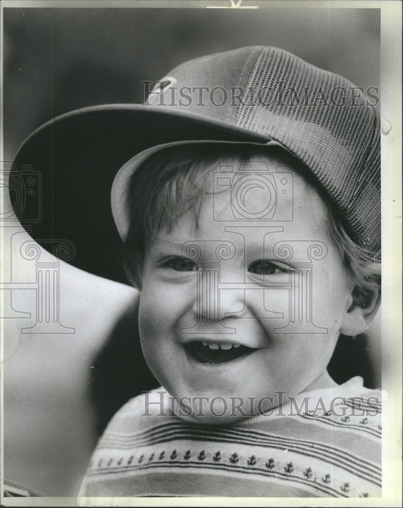 1983 Press Photo Cubs Fans Wrigley Field - Historic Images