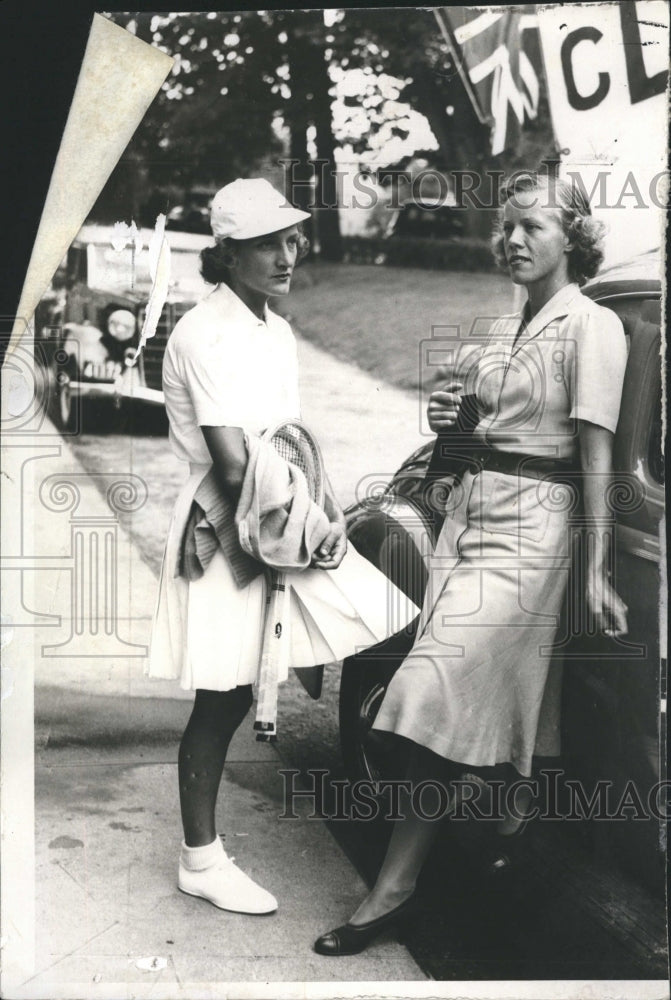 1940 Press Photo Helen Jacobs Marjory Van Ryn - Historic Images