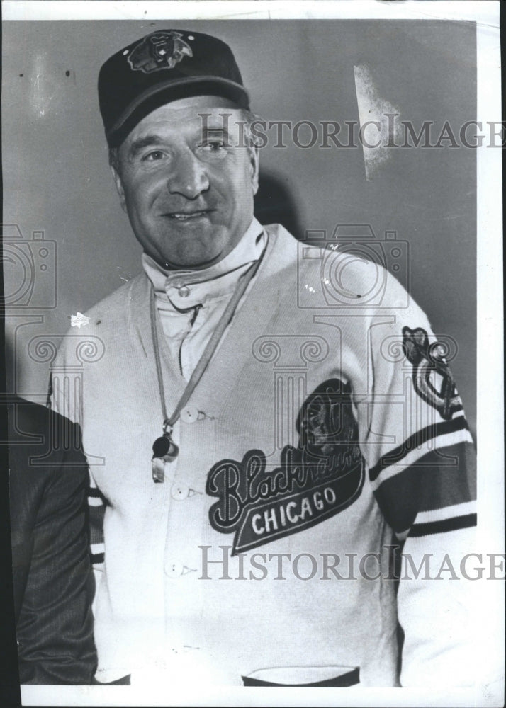 1974 Press Photo Bill Reay Black Hawks Coach - RSH37133 - Historic Images