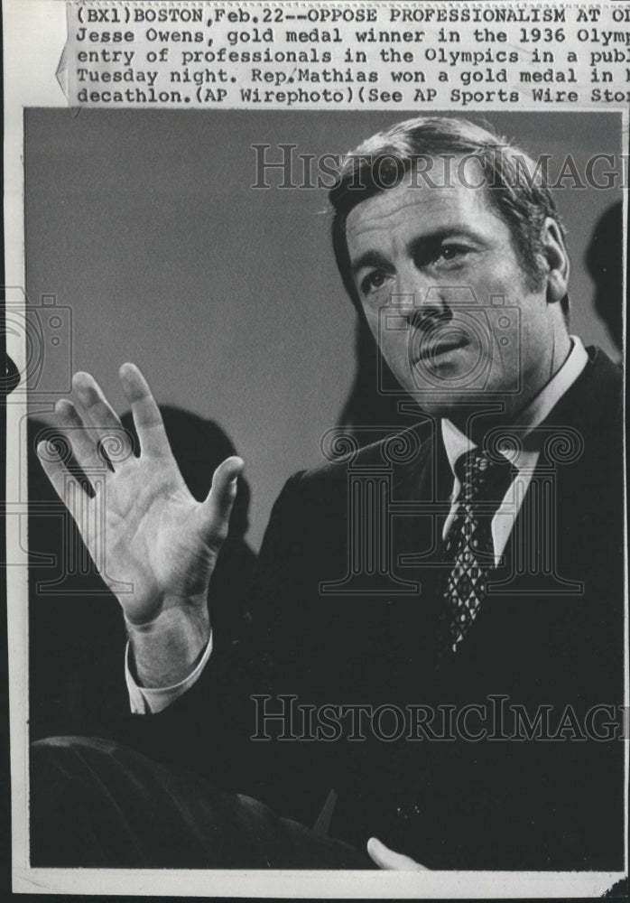 1972 Press Photo Jesse Owens gold medalist decathlon - Historic Images