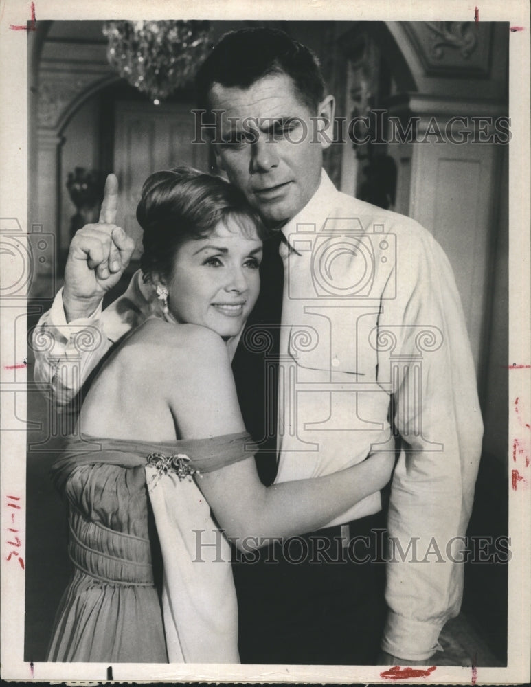 1966 Press Photo Actors Glenn Ford & Debbie Reynolds in "It Started with a Kiss" - Historic Images
