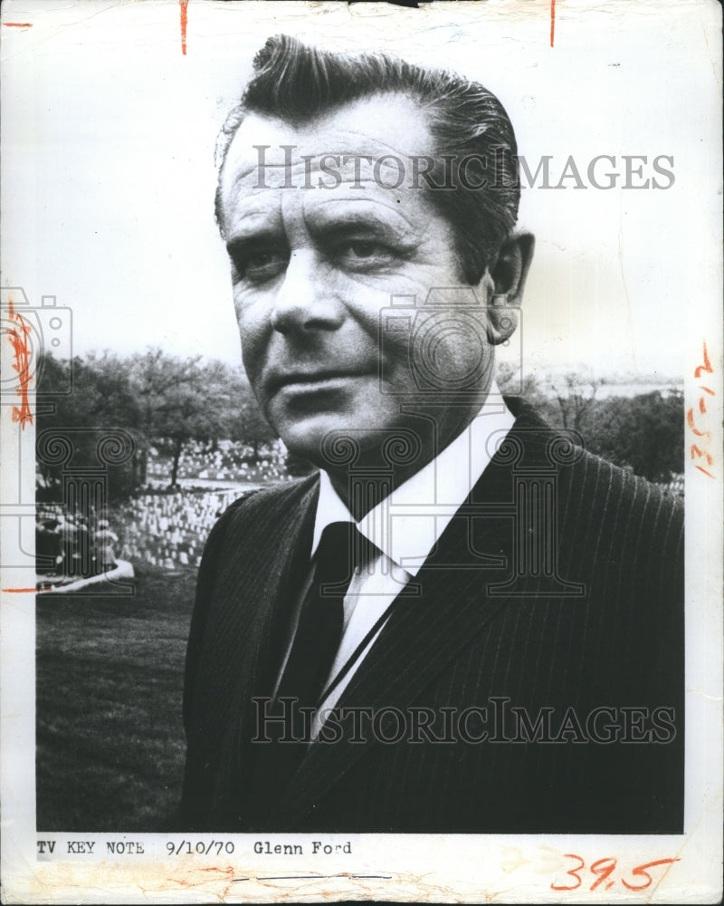1970 Press Photo Actor Glenn Ford in "Don't Go Near the Water" - Historic Images