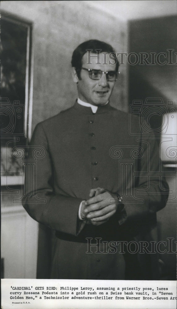 1971 Press Photo Actor Philippe Leory as Priest in &quot;Seven Golden Men&quot; Film - Historic Images