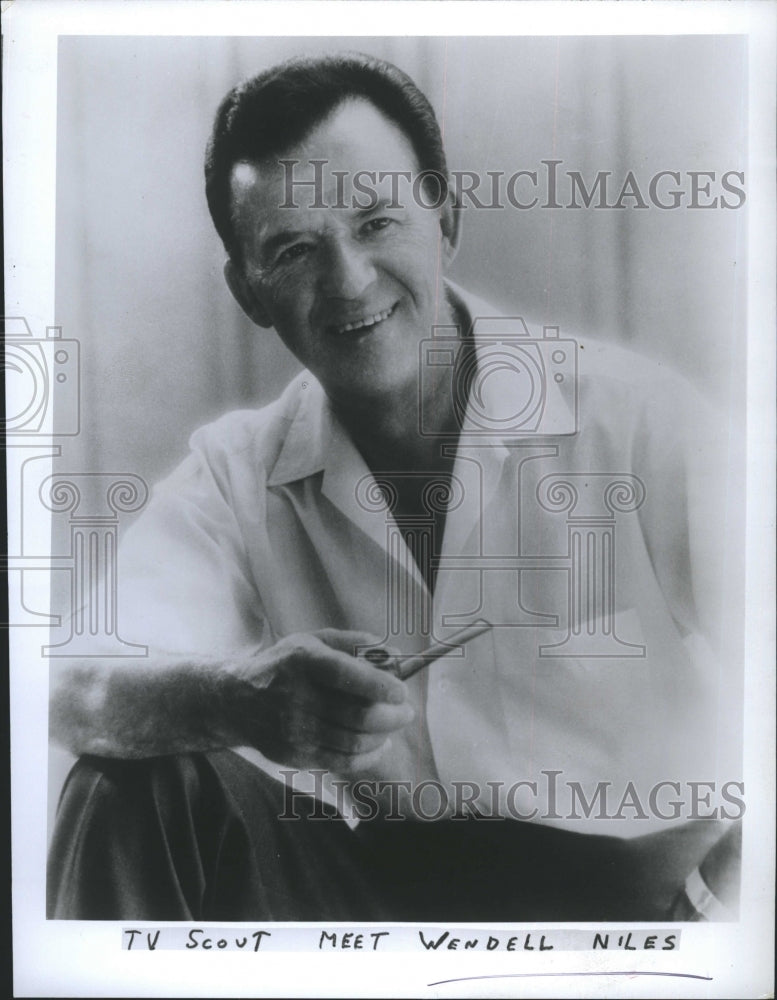 1969 Press Photo Wendell Nile Radio Announcer. - RSH37735 - Historic Images