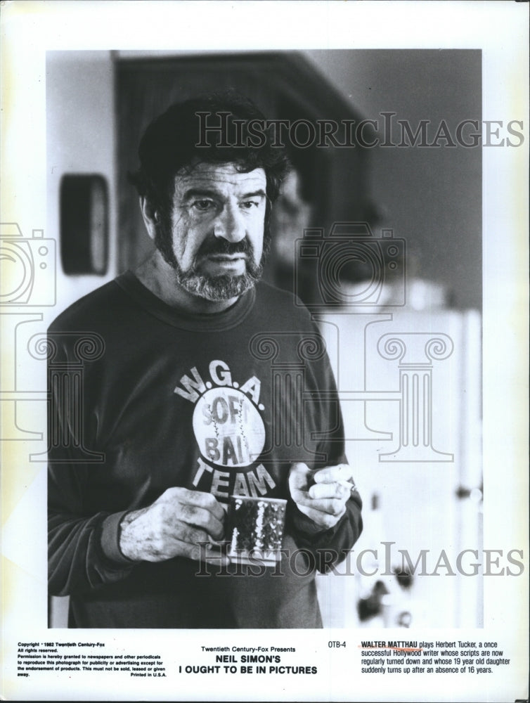 1982 Press Photo Walter Matthau in Neil Simon's "I Ought to be in Pictures" - Historic Images
