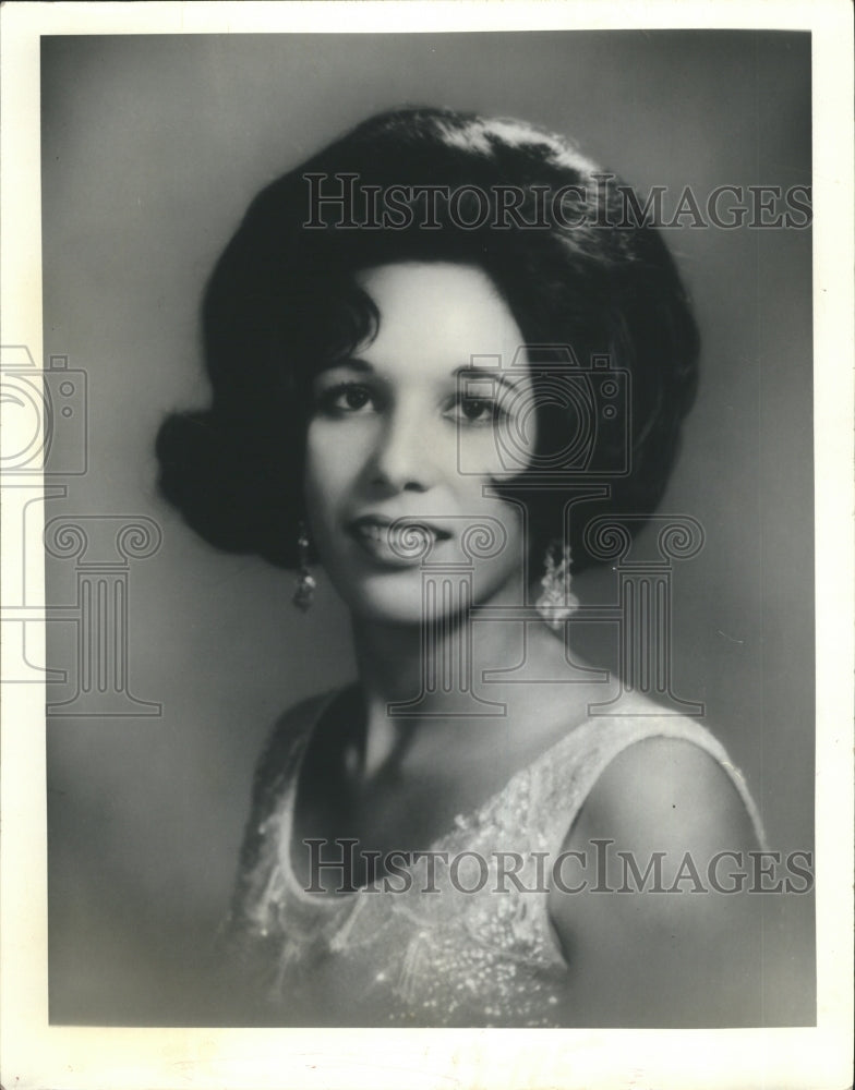 1966 Press Photo A young woman named Mary Ann - RSH38861 - Historic Images