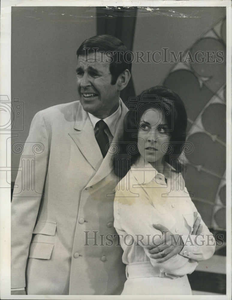 1969 Press Photo Paul Lynde and Deana Martin - RSH38959 - Historic Images