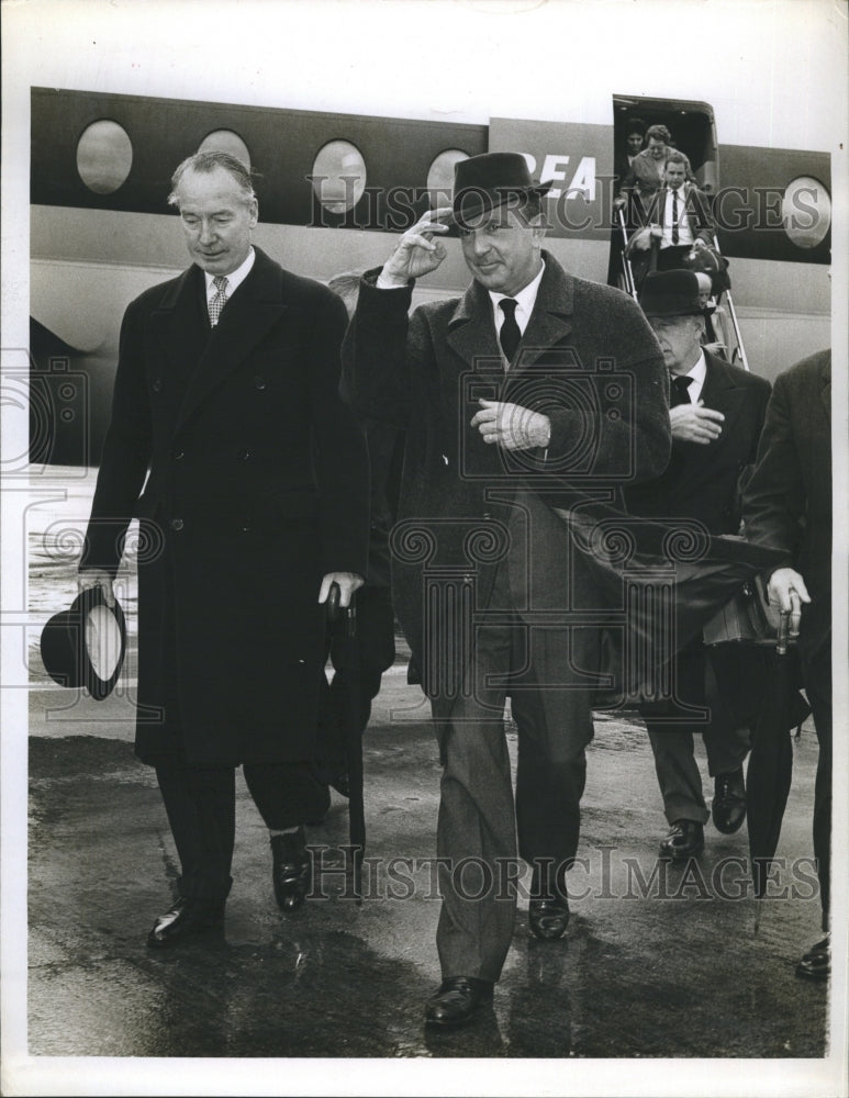 1963 Press Photo Ex-King Umberto of Italy in London - Historic Images