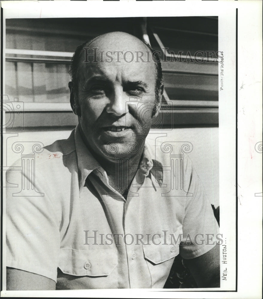 1980 Press Photo Portrait of Neil Huston - Historic Images