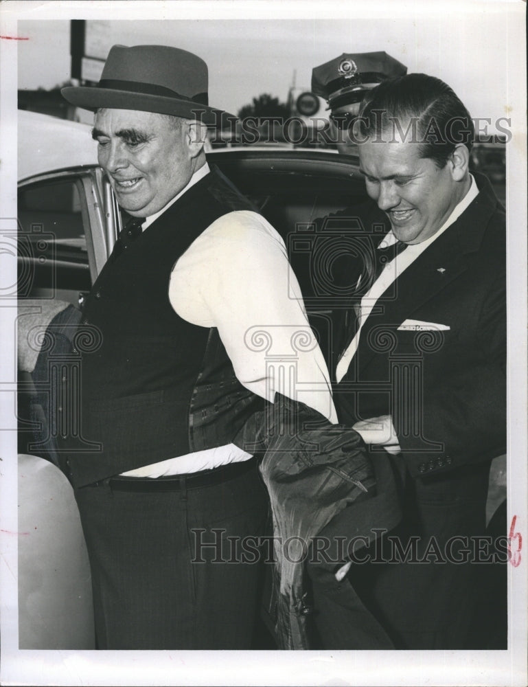 1951 Press Photo Joe Martin Arrest - RSH39395 - Historic Images