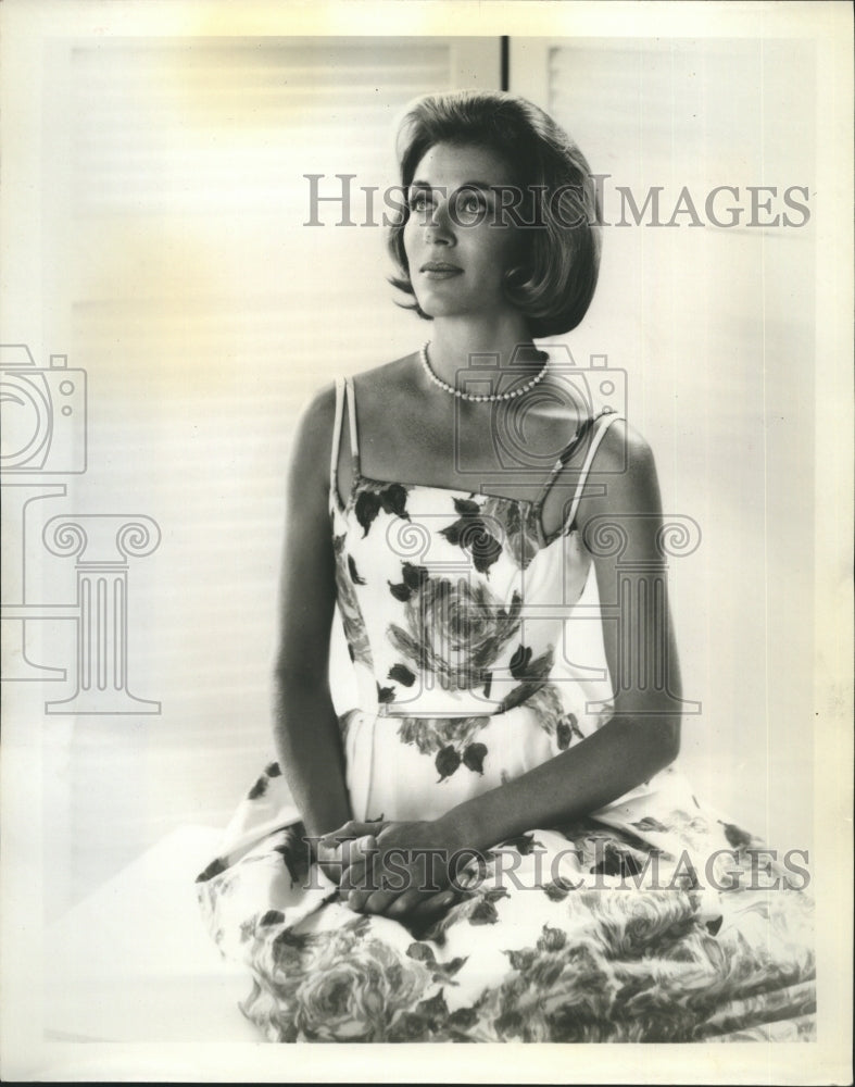 Press Photo Actress Nan Martin in &quot;The Lonely Woman&quot; - Historic Images