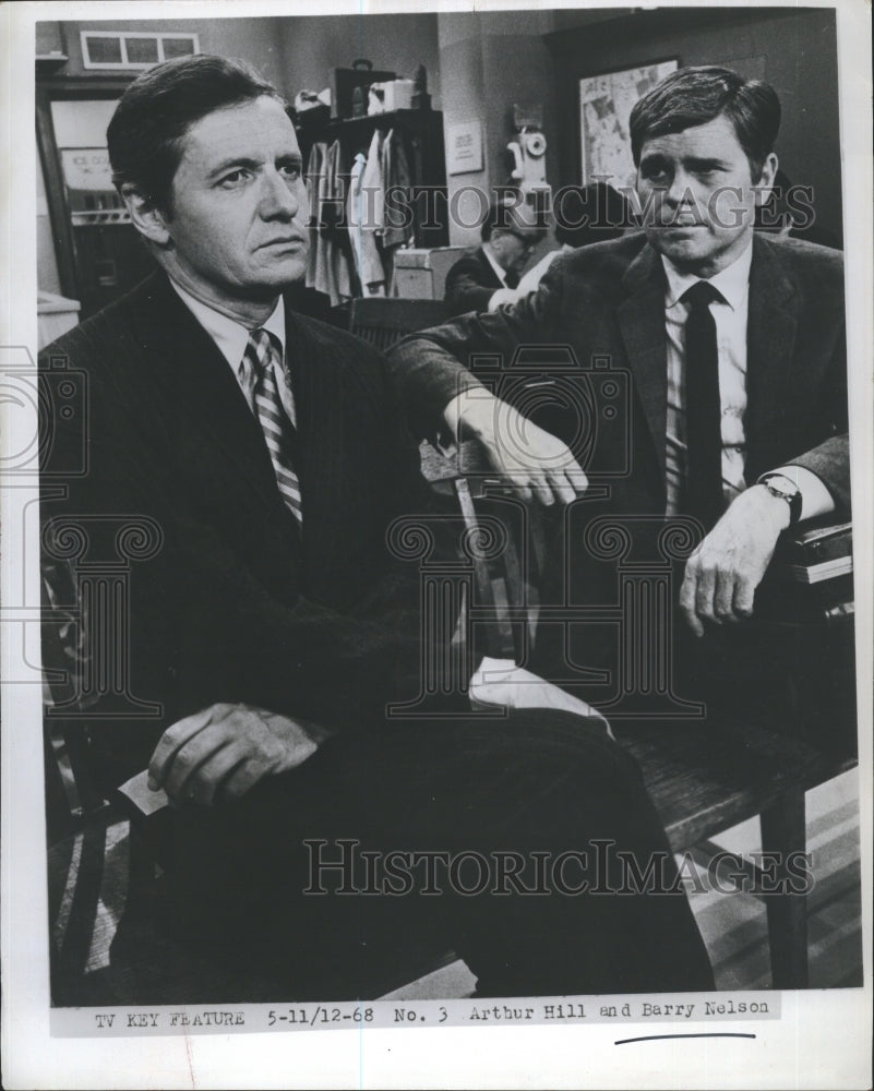 1968 Press Photo Actors Arthur Hill and Barry Nelson. - Historic Images
