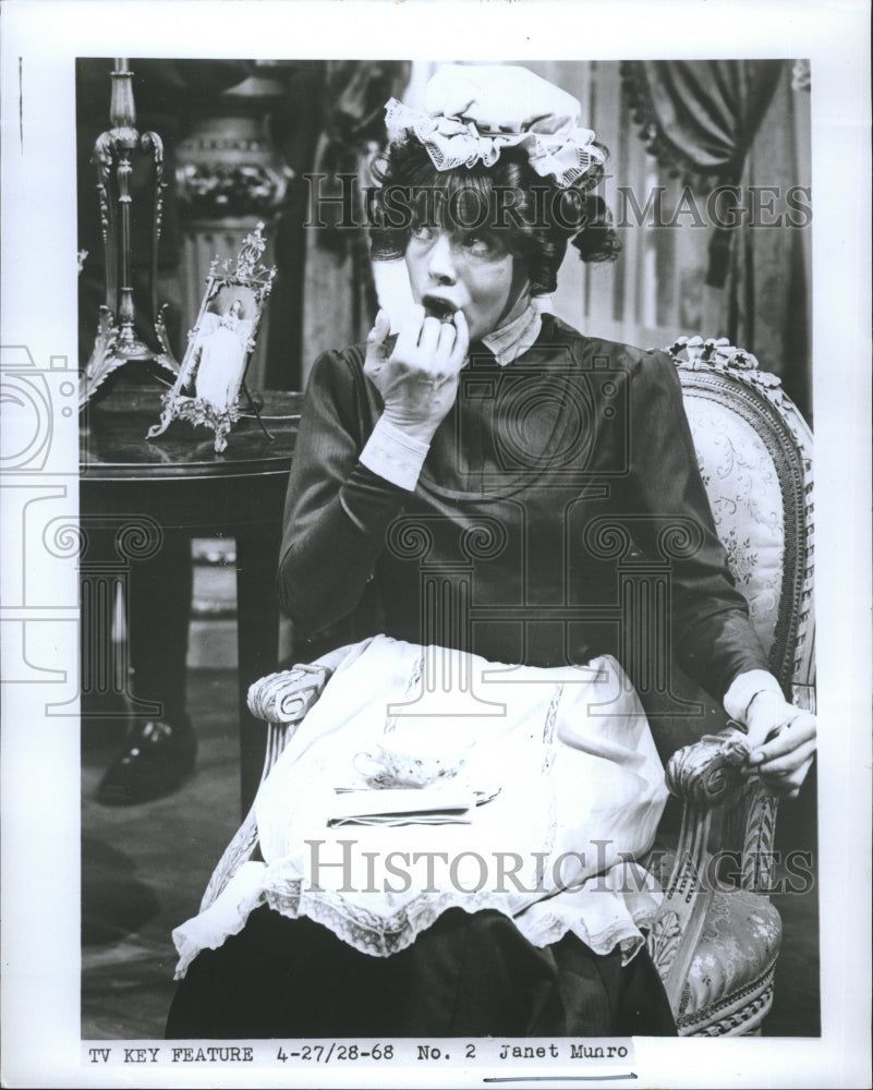 1968 Press Photo Janet Munro - Historic Images